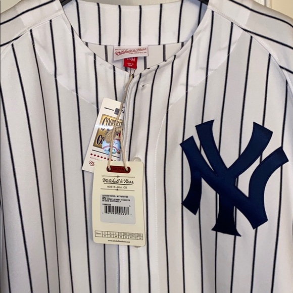 NY Yankees Authentic Jersey - Picture 4 of 5